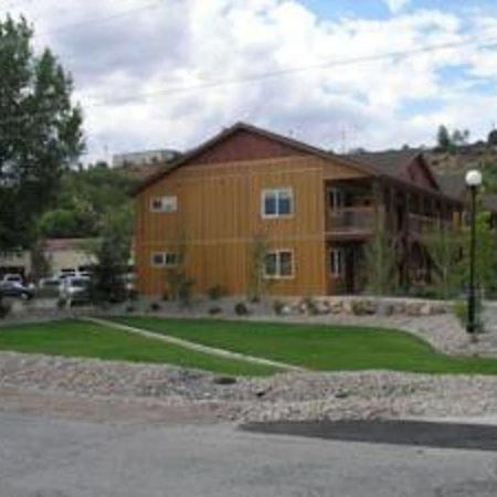 Centennial Suites & Extended Stay Rifle Exterior foto